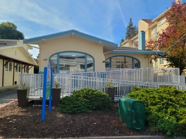 Kids Konnect Downtown San Mateo preschool exterior with secure fenced entry and ADA ramp